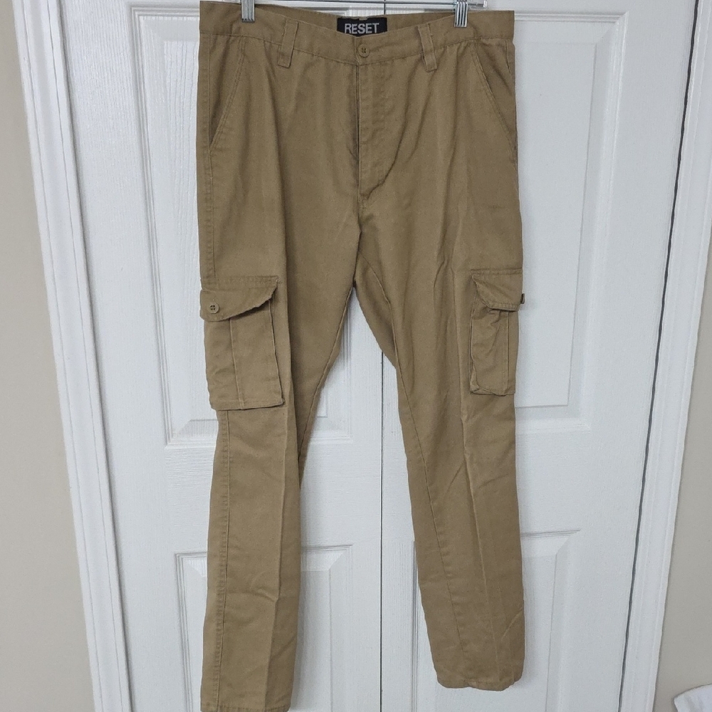 The Reset Tan Cargo Pants for Men